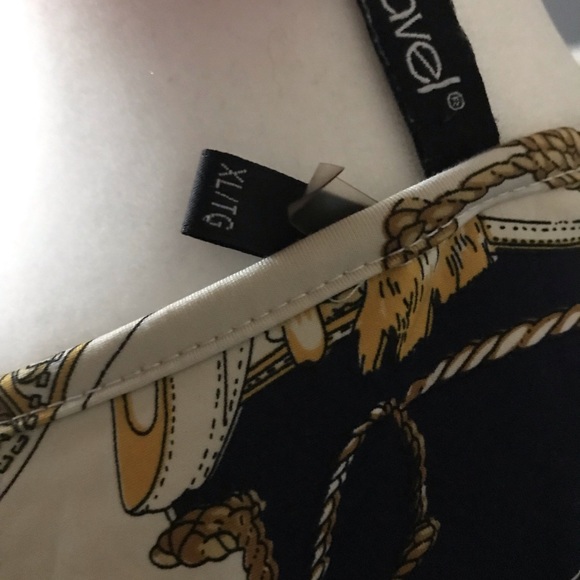 Sleeveless blouse size XL - Picture 6 of 6